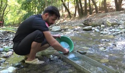 Türkiye'de altın çok arayan yok...Derelerde her gün 5 gram altın çıkarıyorlar