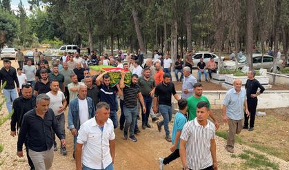 Taşucu’na Giden Gemide hayatını  Kaybeden 5 Yaşındaki Çocuk ve Bir Yolcu Toprağa Verildi