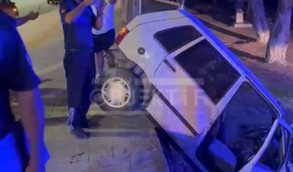 Erdemli’de kontrolden çıkan araç çamlığa uçtu: 1 yaralı