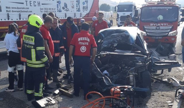Mersin'de otobüslerin karıştığı zincirleme kaza: 2 ölü, 35 yaralı