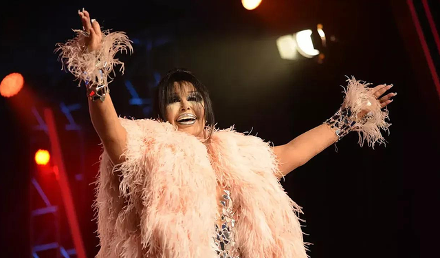 'Diva' onayladı: Hayatı film oluyor