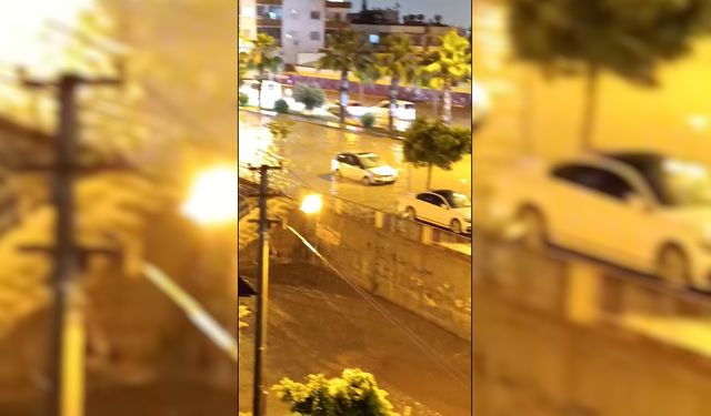 Mersin’e 10 Dakika Yağmur Yeter: Şehir Yine Göle Döndü!