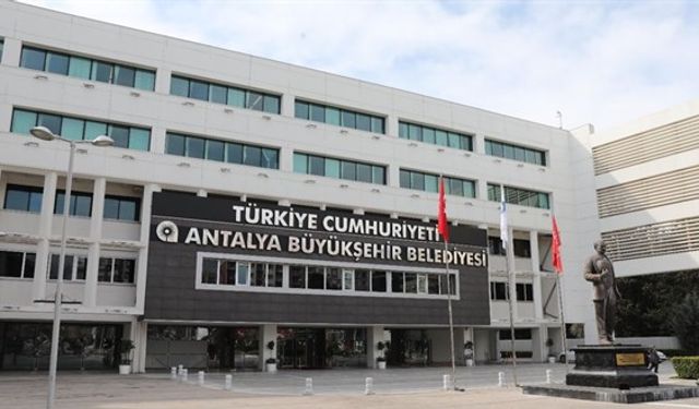 Antalya Büyükşehir Belediyesi'ne yolsuzluk soruşturmasında 3 tahliye