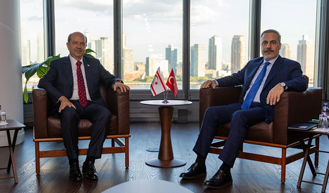 Bakan Fidan, KKTC Cumhurbaşkanı Tatar ile bir araya geldi