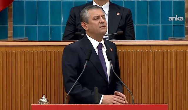 Özgür Özel: Dünkü iftiralar çöp olmuştur, gelecekte de yargılanmayacağız, sizi yargılayacağız