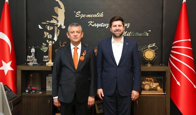 Boltaç meclisi bıraktı Ankara'ya gitti! Özel davet, özel görüşme