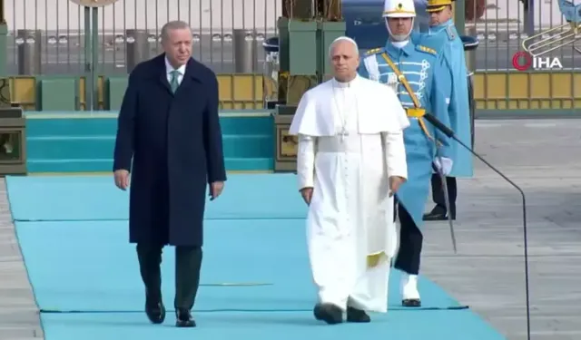 Cumhurbaşkanı Erdoğan, Vatikan Devlet Başkanı Papa 14. Leo’yu resmi törenle karşıladı