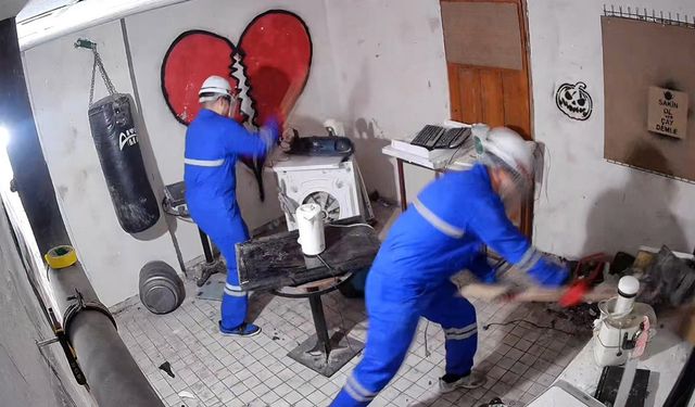 Eskişehir'de 'stres evi'ne girenler eşyaları kırıp rahatlıyor