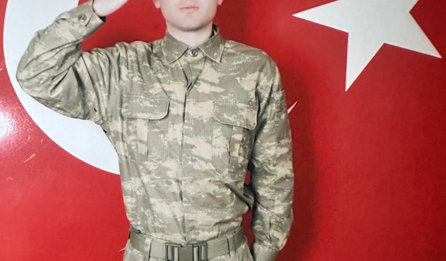 Samsunlu şehidin baba evine Türk bayrağı asıldı