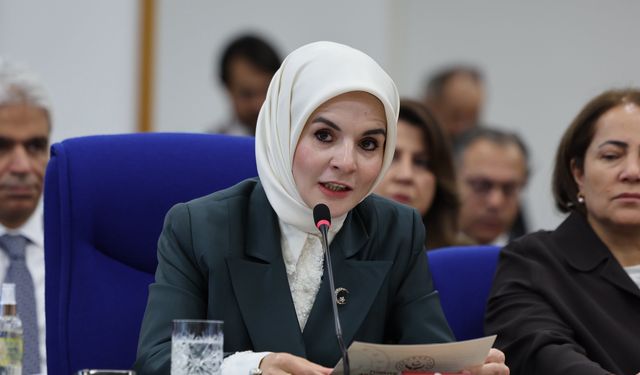 Bakan Göktaş: "Sosyal medya kullanımına yönelik yaş sınırı düzenlemesi üzerinde titizlikle çalışıyoruz"