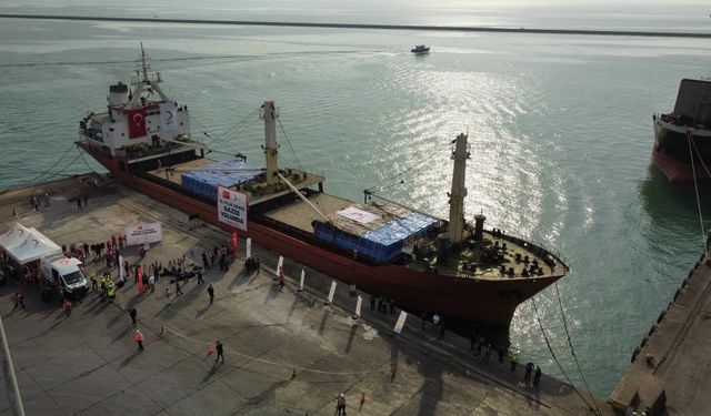 18’inci Gazze İyilik Gemisi Mersin Limanı’ndan törenle uğurlandı