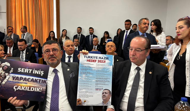 Veli Ağbaba'dan iktidara: "Ne oldu ileri demokrasi?"