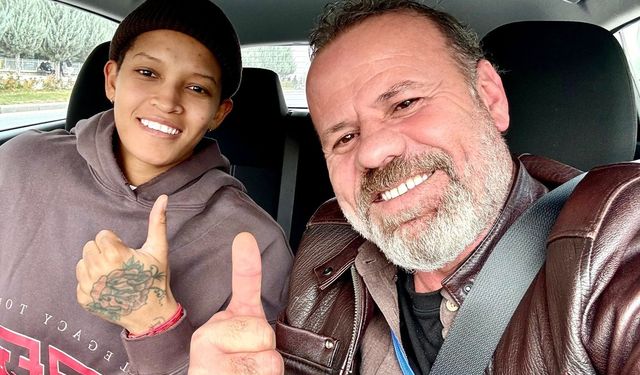 Milli voleybolcu Melissa Vargas ehliyetini Malatya'dan aldı