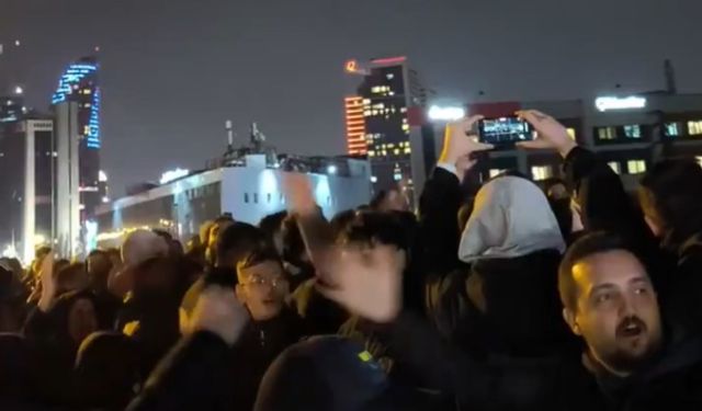 Taraftarlar, Başkanını yalnız bırakmadı