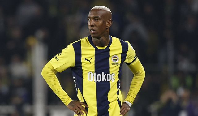 Fenerbahçe'de Talisca, sakatlandı