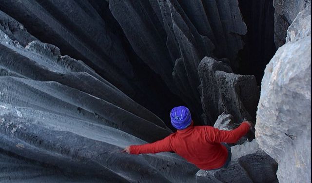 Giden Gelmez Dağları'nın korkutan uçurumları