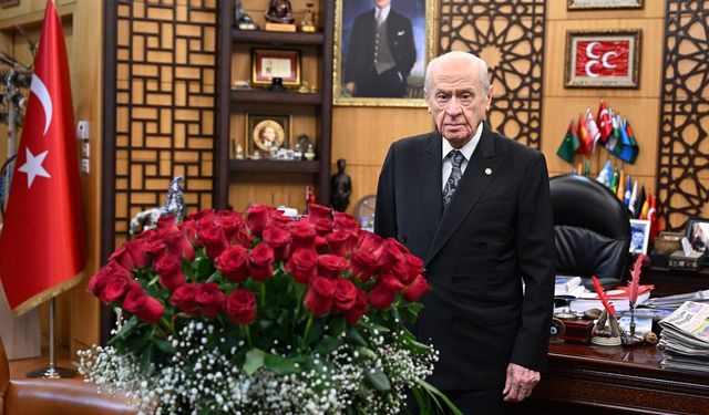 Cumhurbaşkanı Erdoğan, Bahçeli'nin yeni yılını ve yaşını kutladı