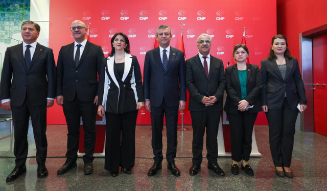 DEM Parti'den CHP'ye ziyaret