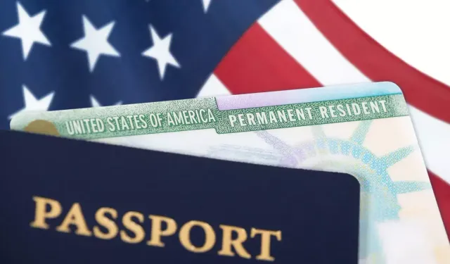 ABD, Yeşil Kart programını süresiz askıya aldı