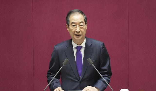 Eski Güney Kore Başbakanı Han Duck-soo, 23 yıl hapis cezasına çarptırıldı