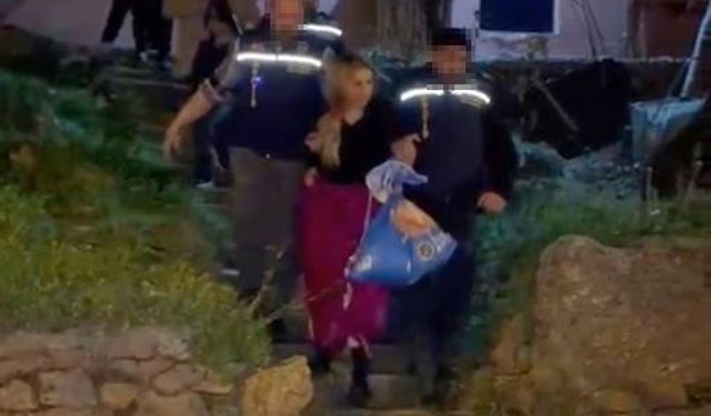 216 yıl hapis cezasıyla aranan kadın yakalandı