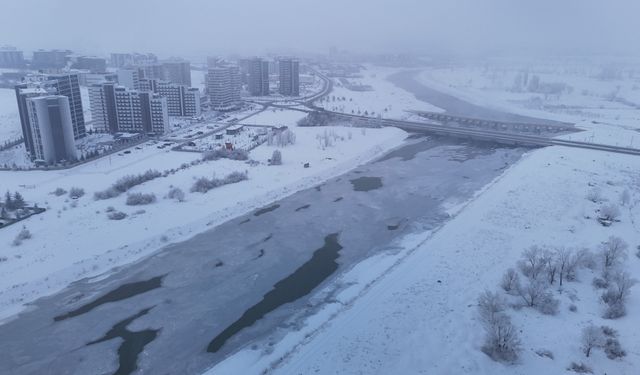 Yakutistan değil Sivas: Termometreler eksi 22 dereceyi gösterdi