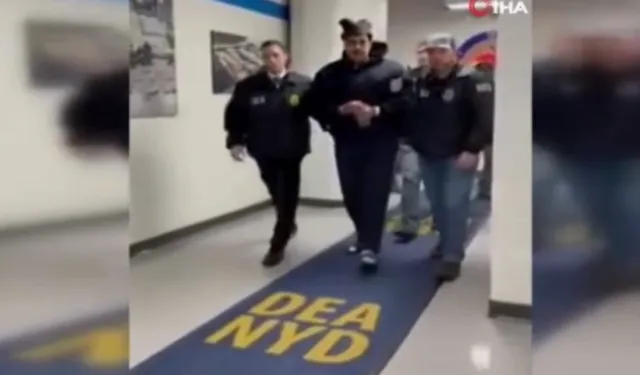 Beyaz Saray, Maduro'nun "Şüpheli yürüdü" ifadesiyle videosunu yayınladı