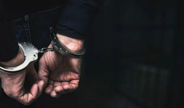 Uy*şturucudan aranan şahıs sığınakta yakalandı