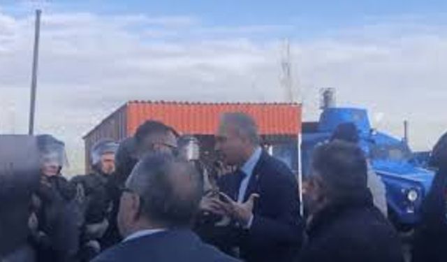 Bakan Yerlikaya: "Jandarmamıza hakaret eden CHP milletvekili, o asil üniformayı taşıyan jandarmamızın şerefine hangi cür