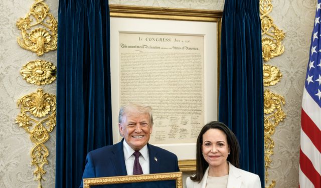 Machado, Nobel Barış Ödülü'nü Trump'a sundu,