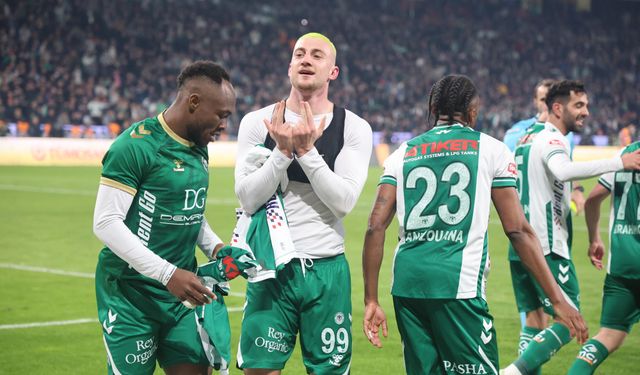 Konyaspor, Galatasaray’ı 2-0’lık skorla mağlup etti