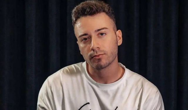 Sosyal medya fenomeni Enes Batur gözaltına alındı