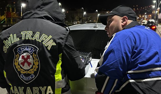 Ehliyetsiz yakalandı, 200 bin lira ceza yedi: "Benim aracım o kadar etmiyor" diyerek sitem etti