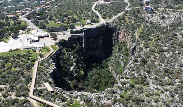 Cennet Obruğu'ndan 13 yıl sonra su çıktı