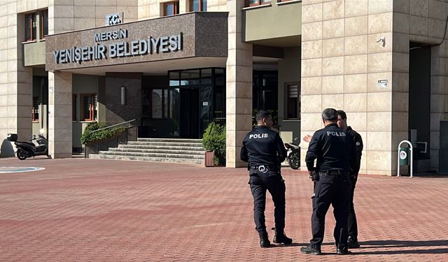 Yenişehir Belediyesindeki yolsuzluk operasyonu: Biri başkan yardımcısı 12 tutuklama