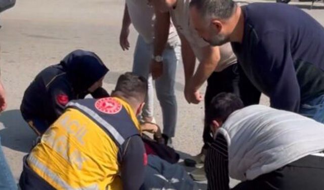 Motosiklet bisikletliye çarptı: 1’i ağır 2 yaralı