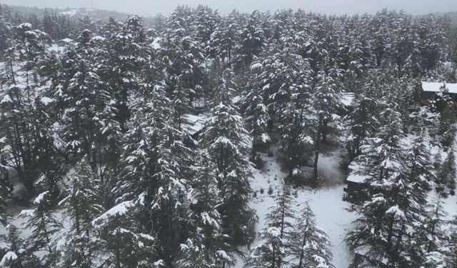 Mersin'de kar güzelliği dronla görüntülendi
