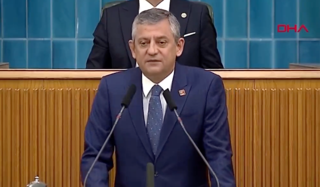 Özgür Özel “Biraz daha ustalaştık taşı kırmakta, dostu düşmanı birbirinden ayırmakta”
