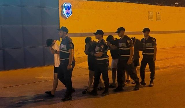 Kızkalesi’nde Polise Direnen 4 Şüpheli Tutuklandı