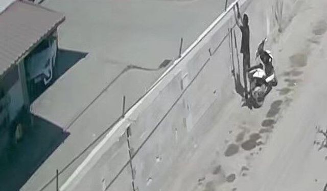 Kabloları Kesti, Ortadan Kayboldu: O Anlar Kamerada