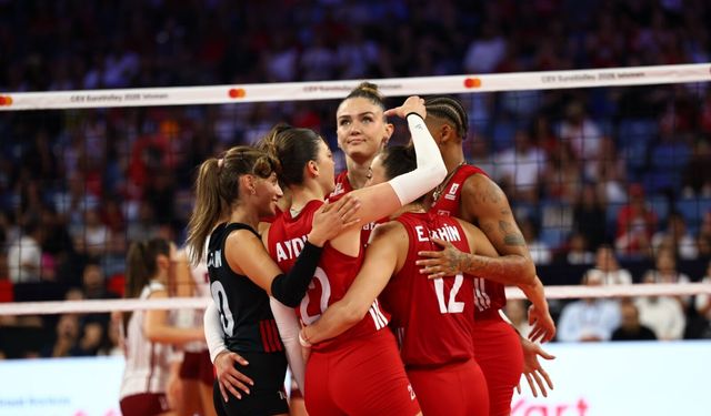 A Milli Kadın Voleybol Takımı, Avrupa Şampiyonası'na galibiyetle başladı