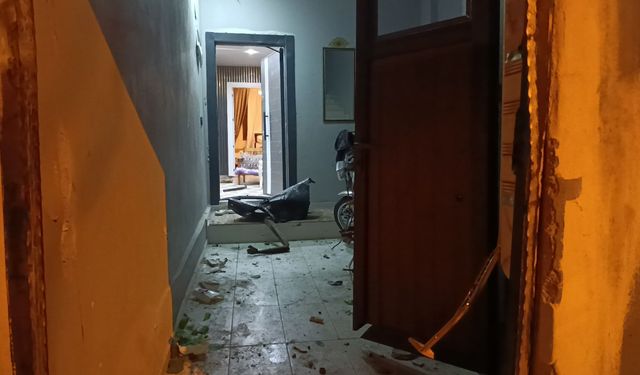 Adana’da bir eve el yapımı patlayıcı atıldı
