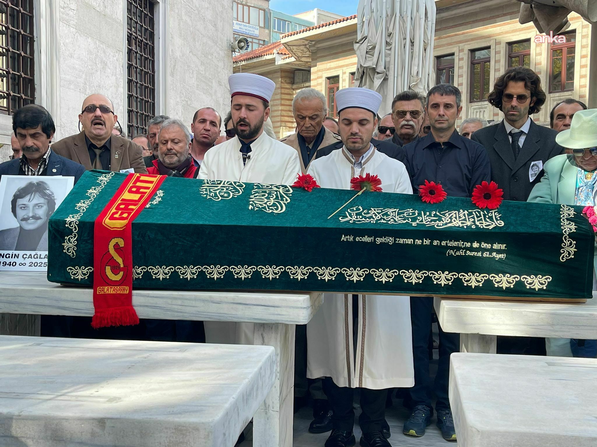 A4448C56 Abc8 4220 B2A8 3E18Cf3F72Fc W