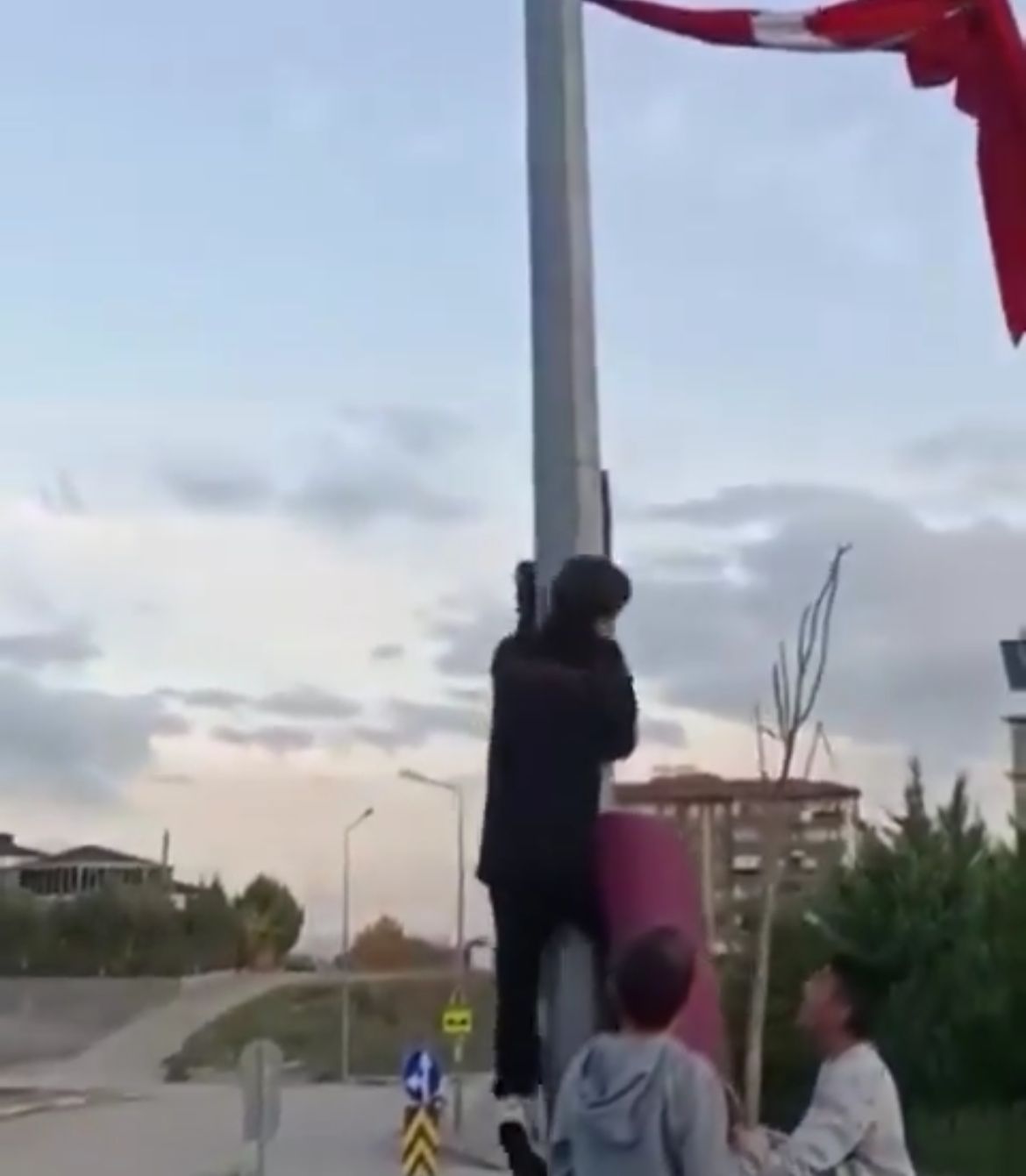 Whatsapp Image 2025 11 26 At 08.13.54