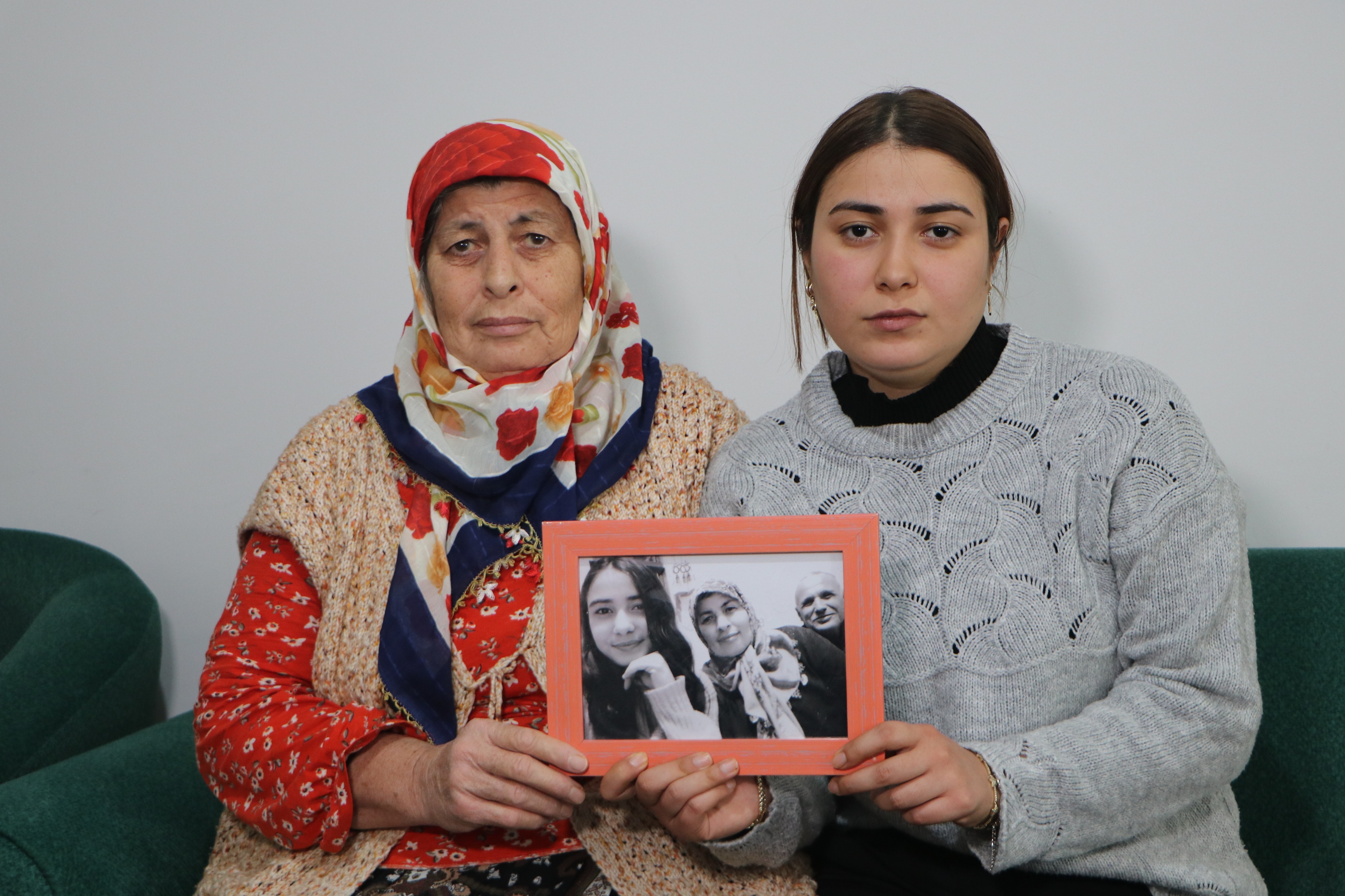 12 G U N D U R A R A N A N Z I H I N S E L E N G E L L I Y I S O N 1066085 316351