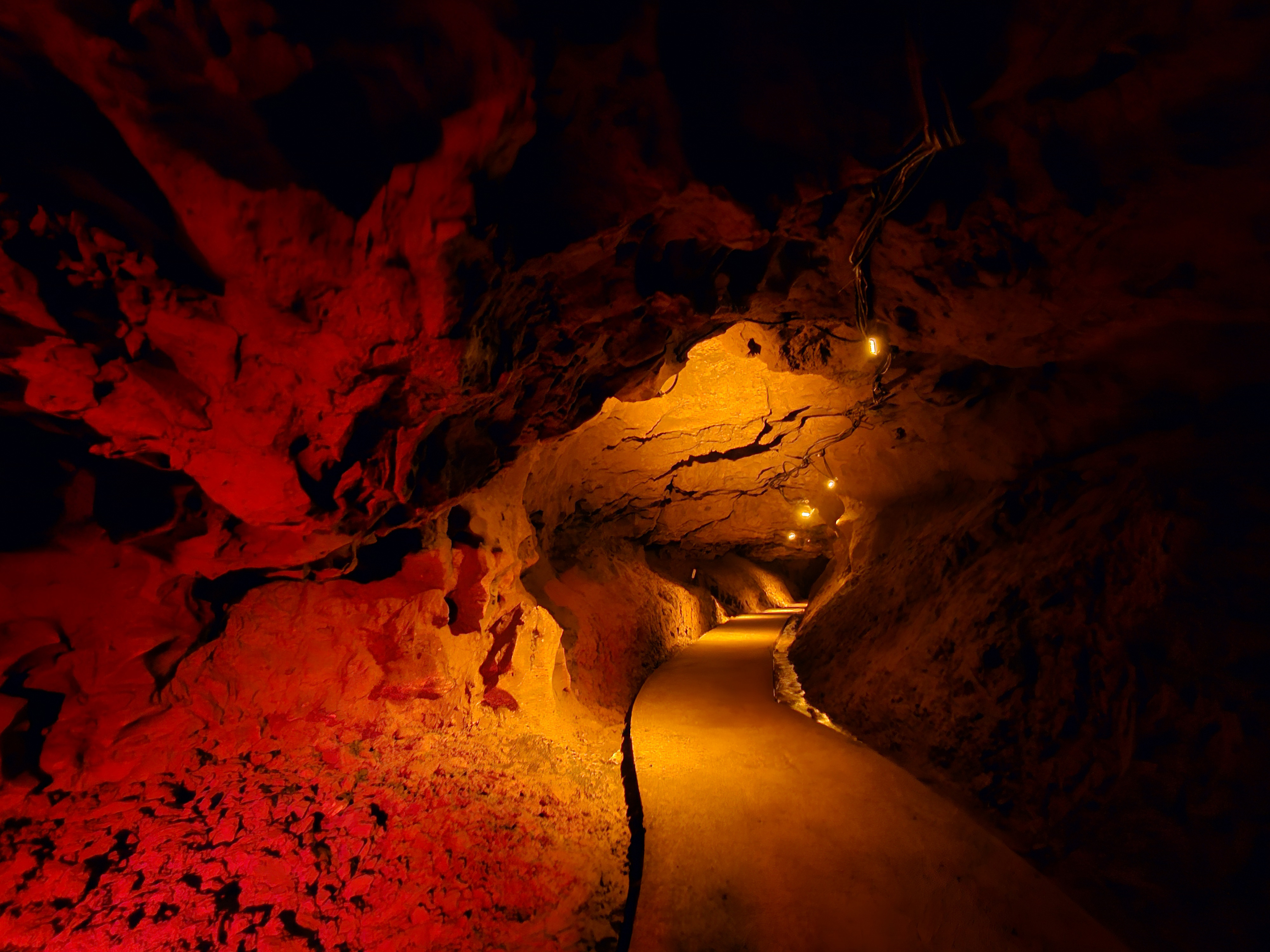 A N T A L Y A D A K I K A R A T A S M A G A R A S I N D A T E K N O 1100005 326547