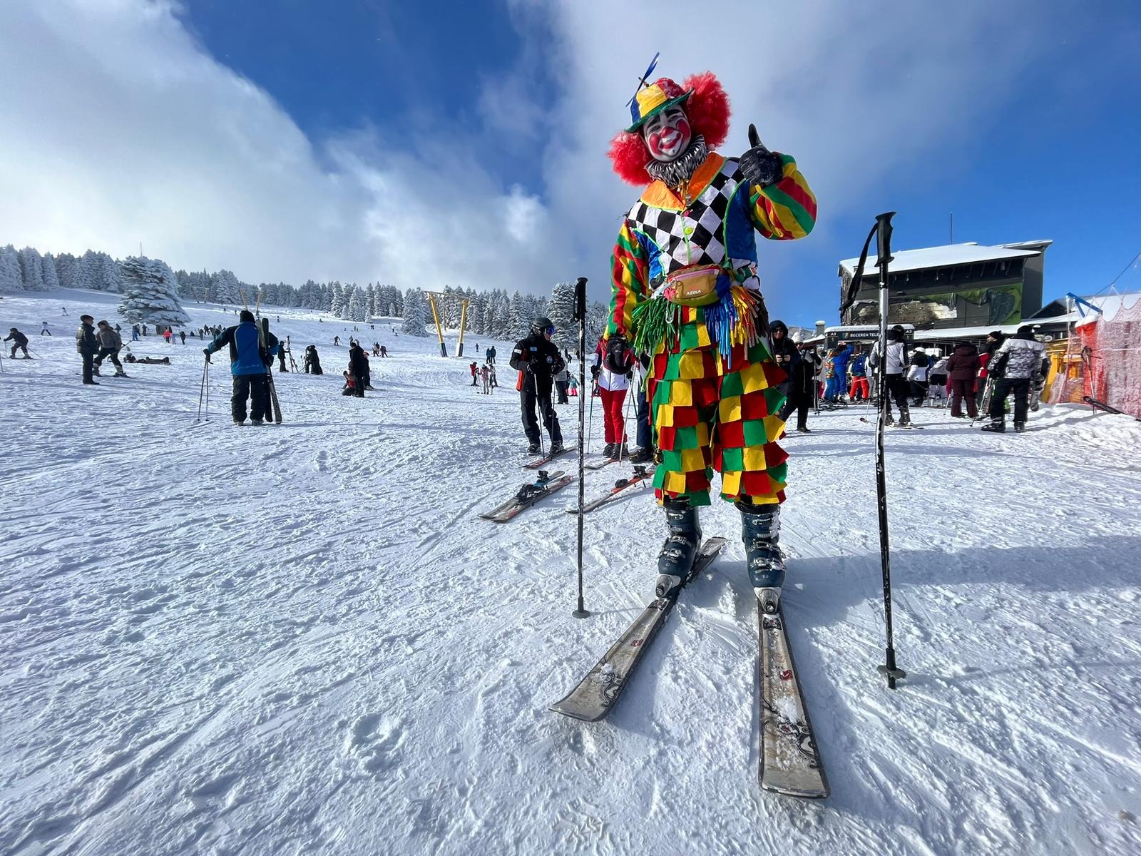 ‘ B E Y A Z C E N N E T’ T E P A L Y A C O H E M K A Y D I H E M E 1099788 326475