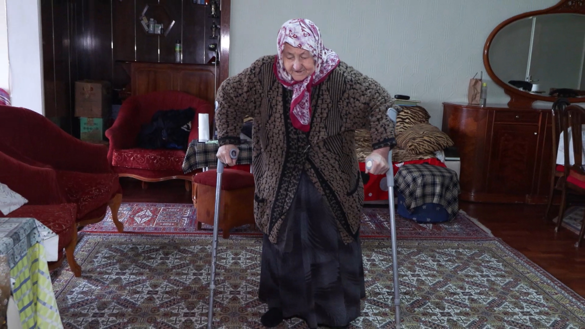 I S T A N B U L F I L H A S T A L I G I Y L A M U C A D E L E E D E 1111383 329874