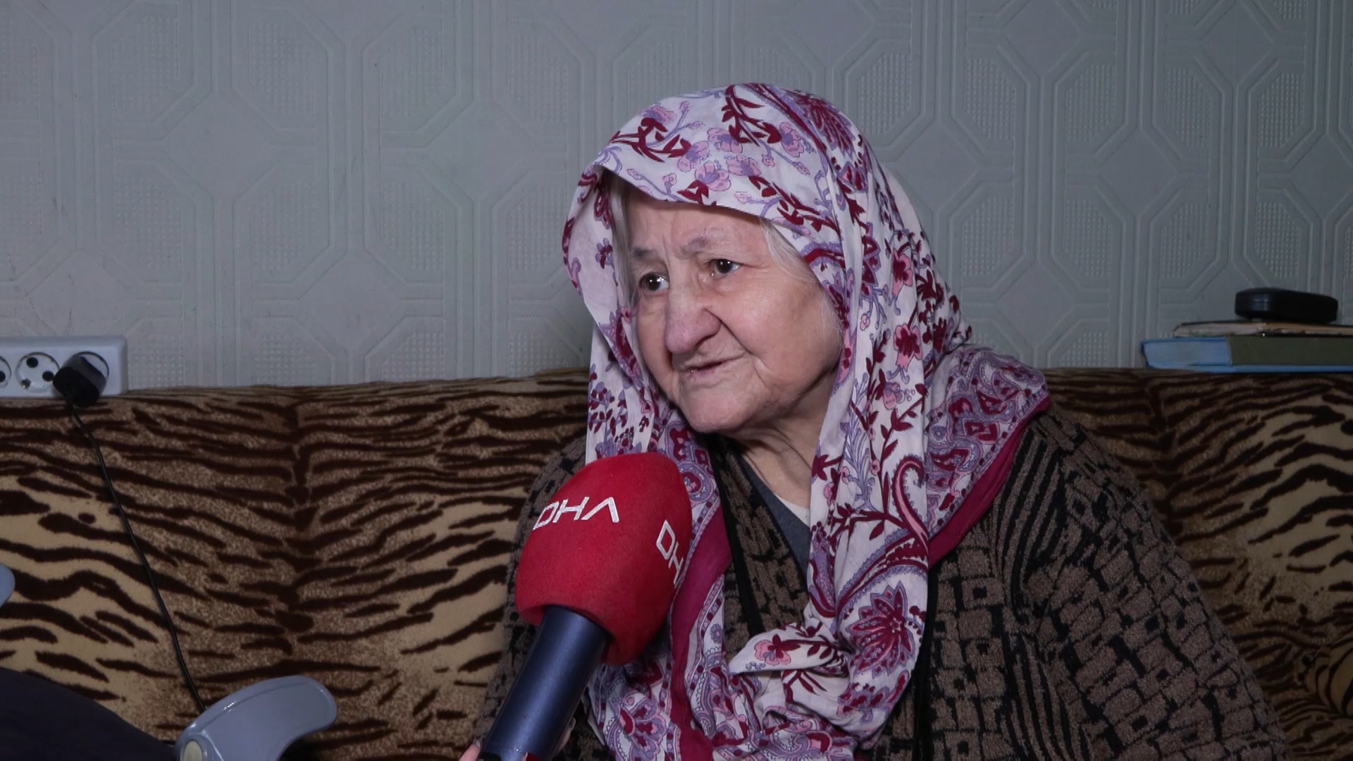 I S T A N B U L F I L H A S T A L I G I Y L A M U C A D E L E E D E 1111385 329874