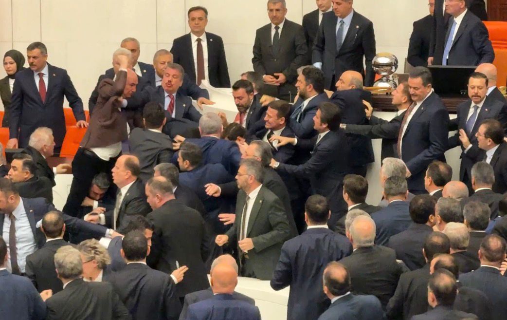 B A K A N L A R G U R L E K V E C I F T C I T B M M D E Y E M I N 1162725 345361